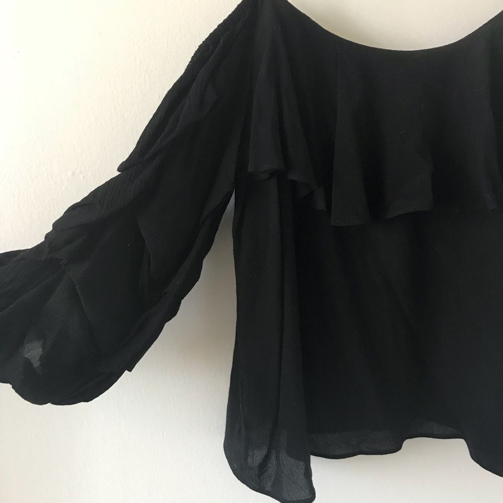 Zara - Picture 2 of 6